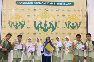 Siswa MAN Kota Lhokseumawe Raih Prestasi Gemilang di FEBI Creative Competition 2025 Siswa MAN Kota Lhokseumawe Raih Prestasi Gemilang di FEBI Creative Competition 2025